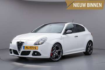 1.7 TBi 241pk Quadrifoglio Verde Pano|Bose|Alcanta