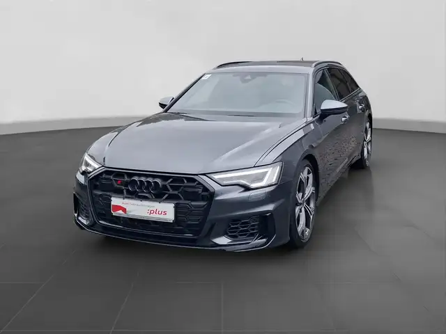 Audi S6 view 2