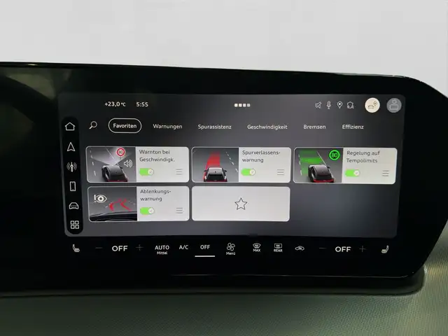Audi Q3 view 15