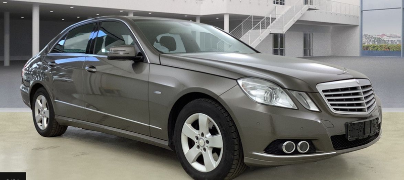Mercedes-Benz E 350 CGI BlueEFFICIENCY Elegance Aut. TÜV NEU — photo 2