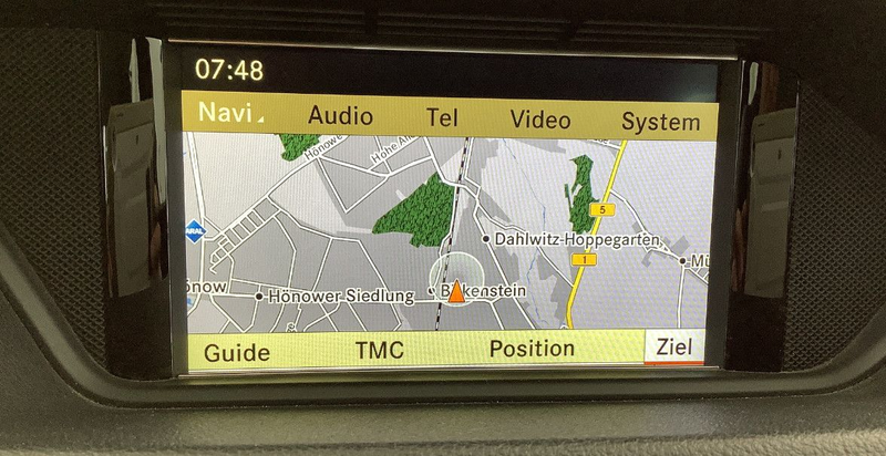 Mercedes-Benz E 350 CGI BlueEFFICIENCY Elegance Aut. TÜV NEU — photo 7