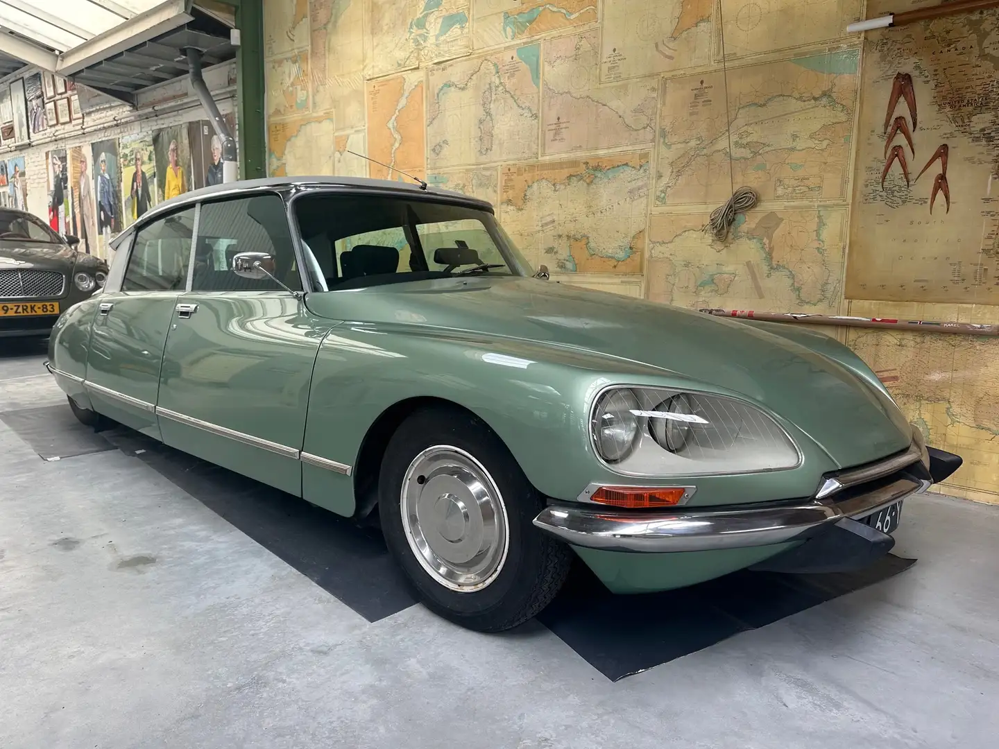 Citroen DS FD Зелений - 2