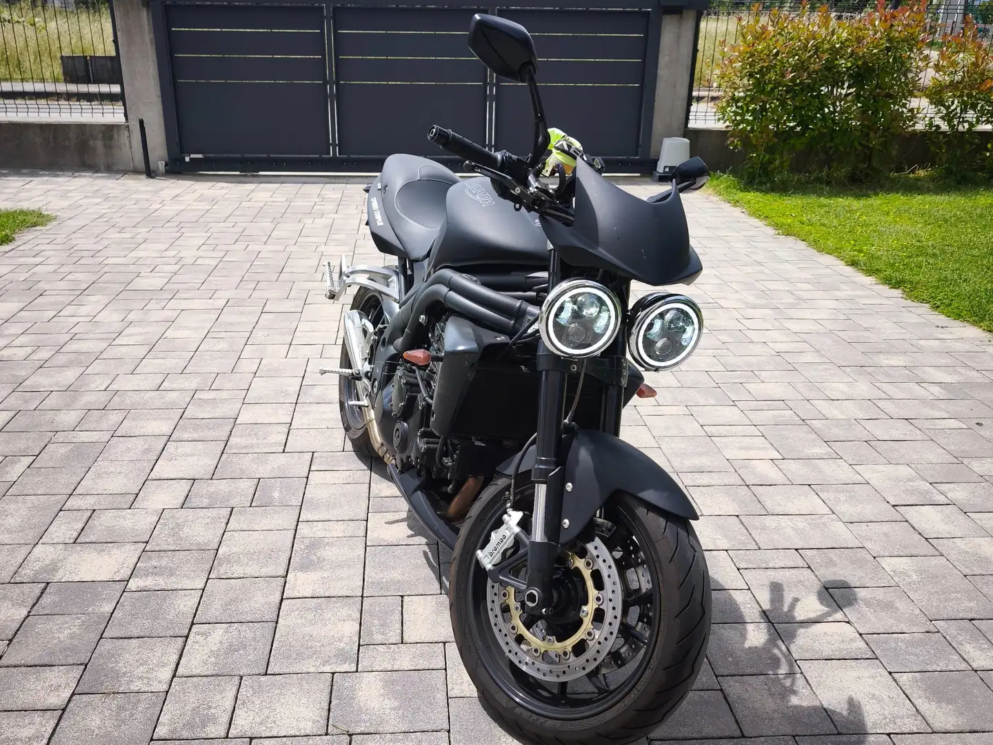 Triumph Speed Triple 1050 Negru - 2