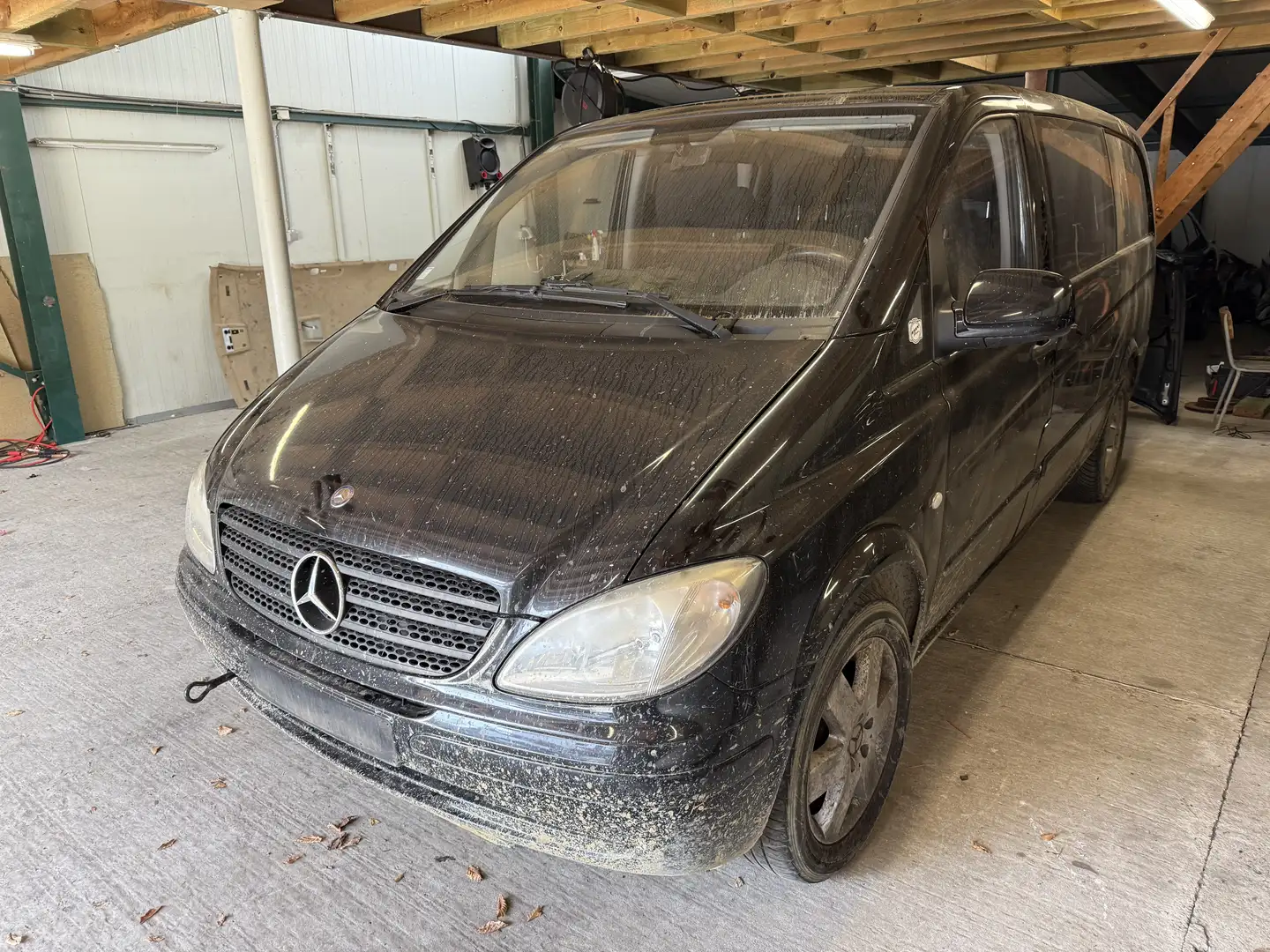 Mercedes-Benz Vito 120 CDI Extralang DPF Aut. Mixto LICHTE VRACHT 5P Noir - 1