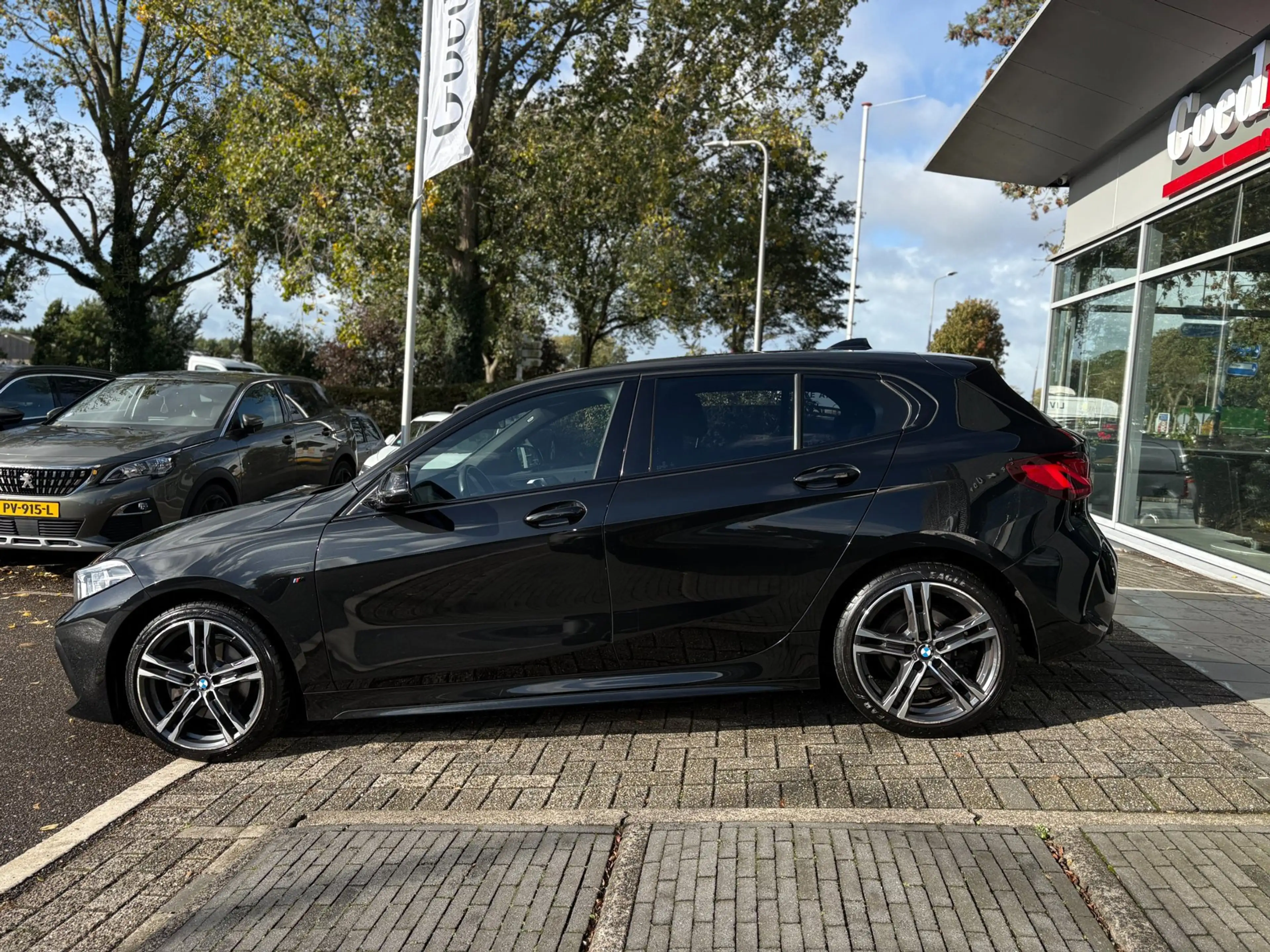 BMW 118 1-serie 118i Introduction Edition M-PAKKET NL-AUTO — photo 3