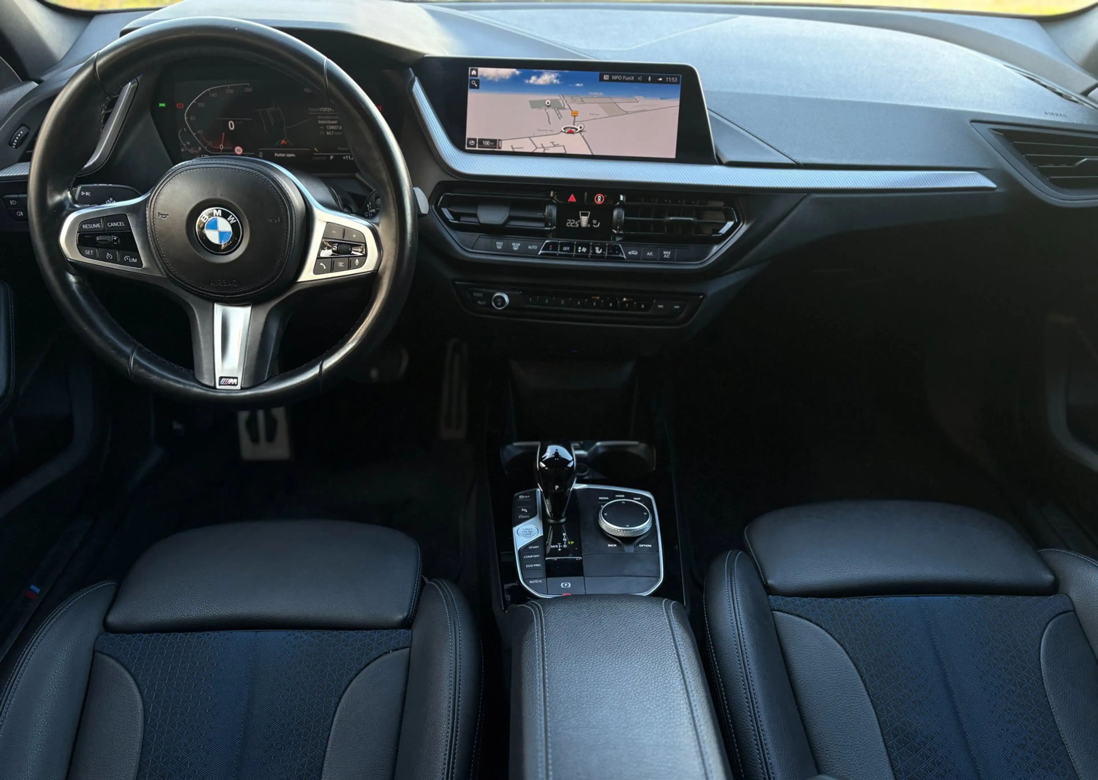 BMW 118 1-serie 118i Introduction Edition M-PAKKET NL-AUTO — photo 10