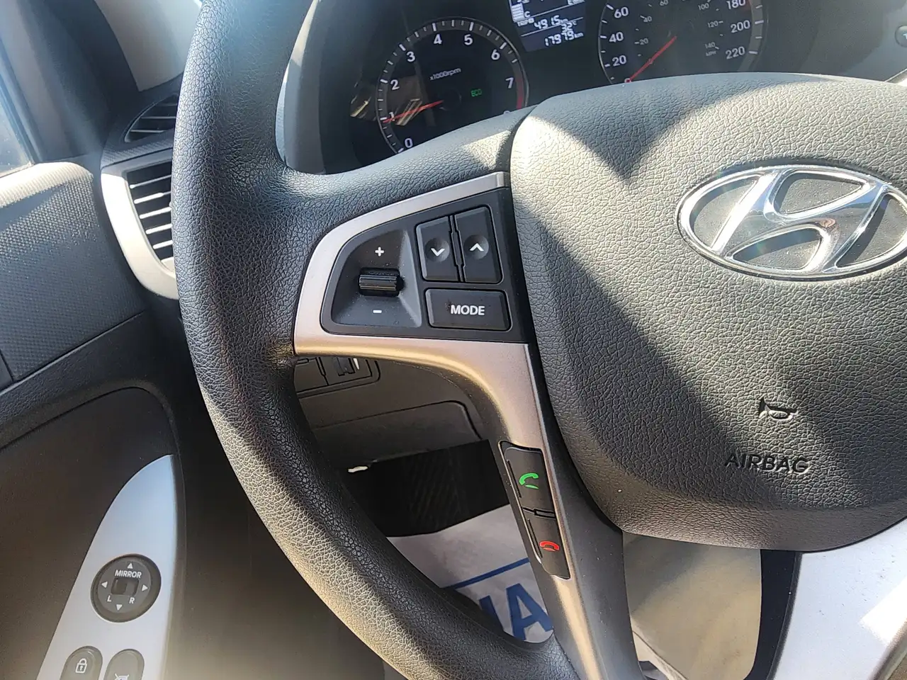 Hyundai ACCENT снимка Hyundai ACCENT