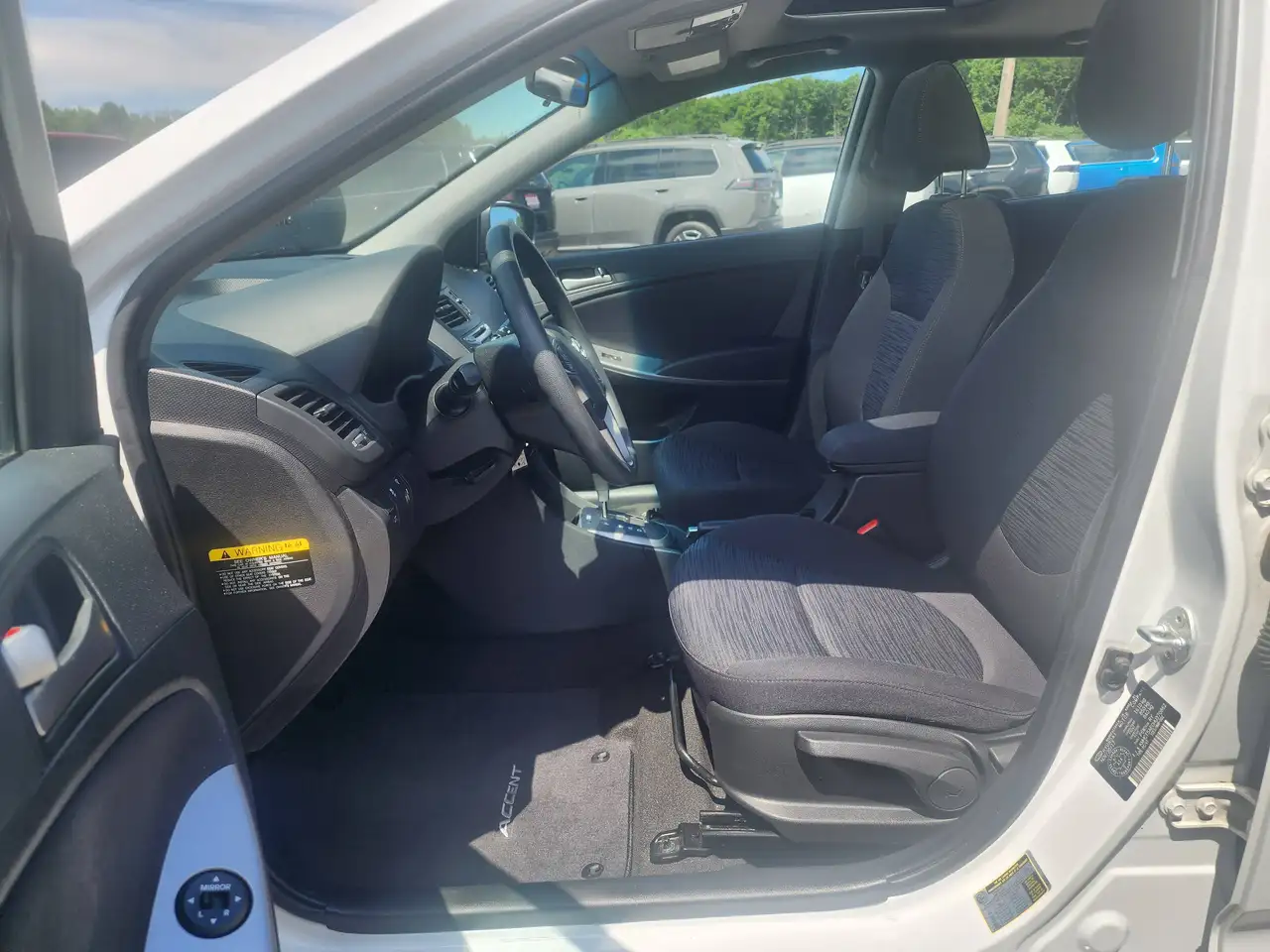 Hyundai ACCENT снимка Hyundai ACCENT