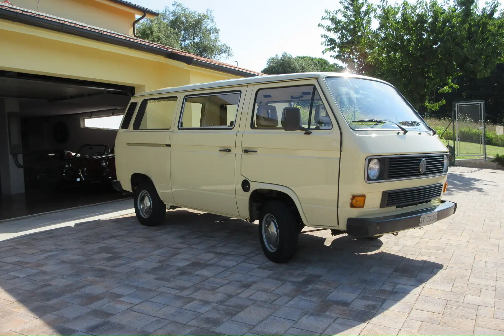Volkswagen T3 Caravelle 2000 Benzina - 1