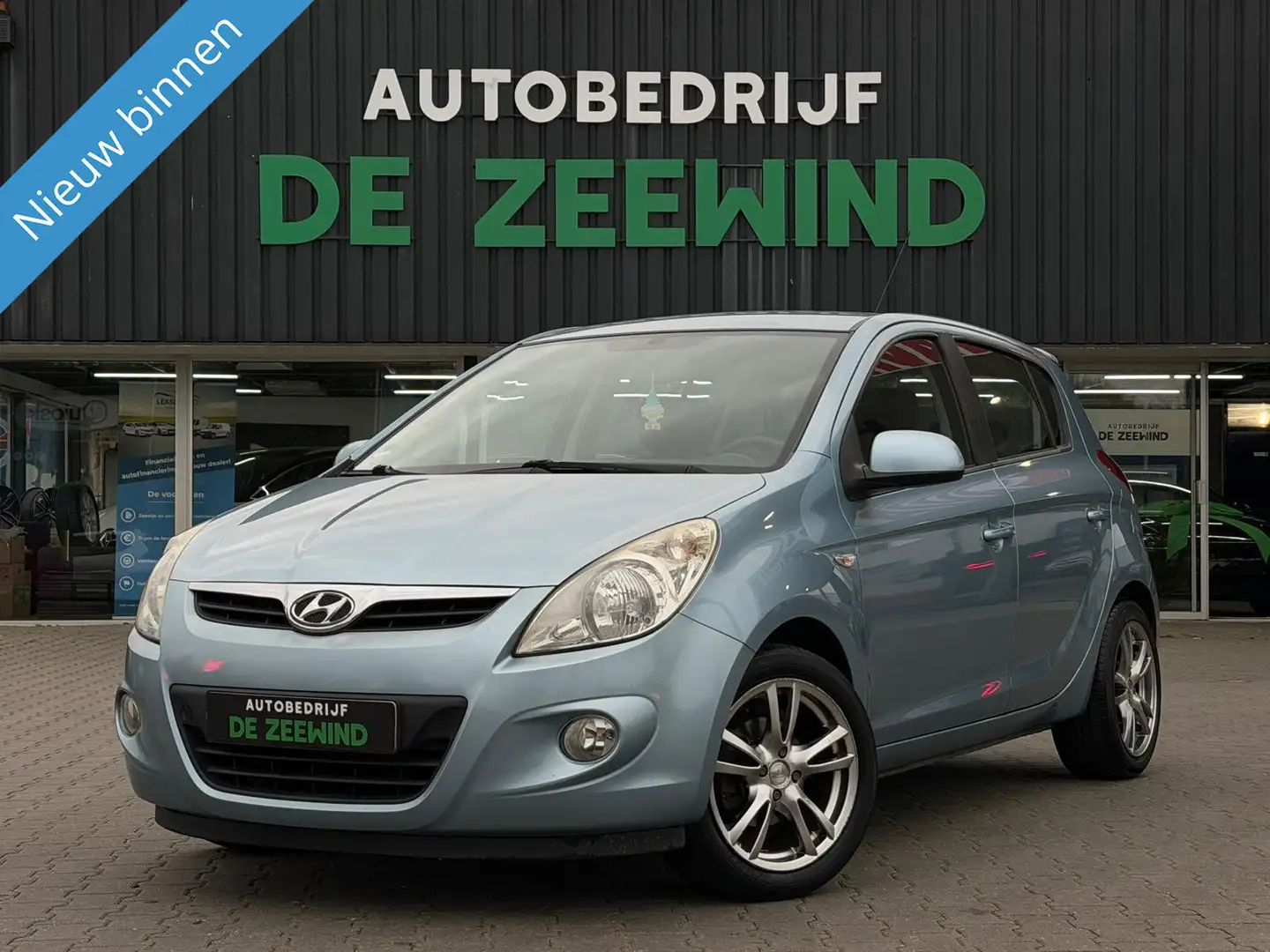 Hyundai i20 1.2i DynamicVersion|airco|5 deur's Blauw - 1