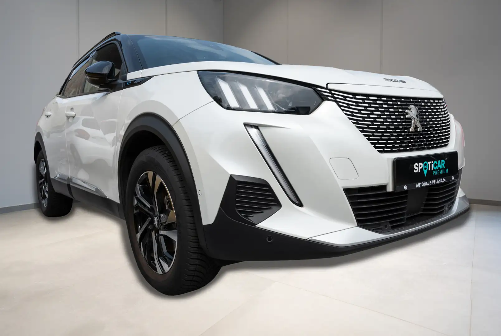 Peugeot 2008 GT 136 5T Blanc - 2