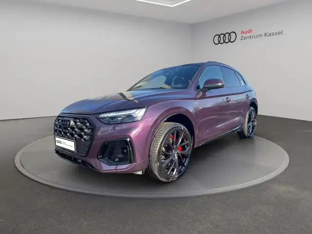 Audi Q5 view 2