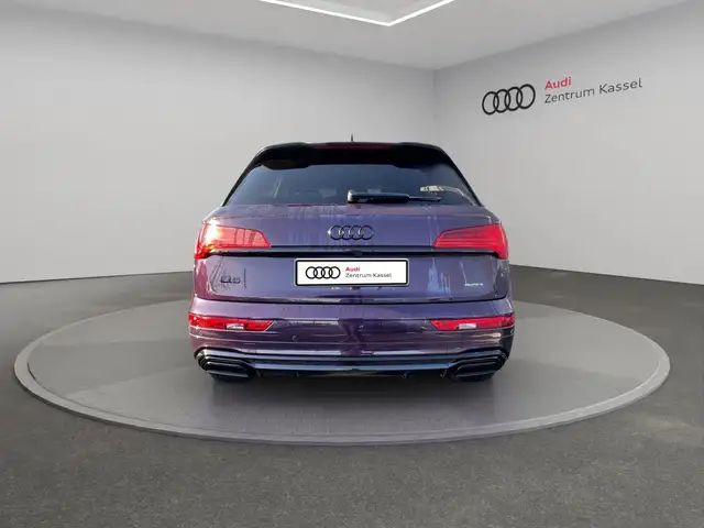 Audi Q5 view 6
