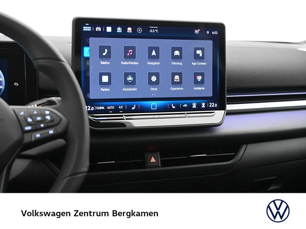 Volkswagen T-Roc 1.5 eTSI R-LINE BLACKSTYLE NEUESMODELL AHK 15