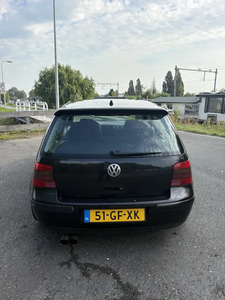 Volkswagen Golf 1.8-20V Turbo Highl., foto 3