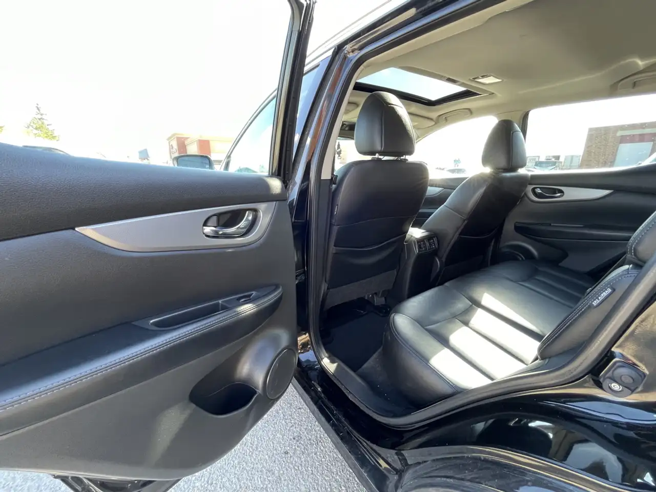 Nissan Qashqai снимка Nissan Qashqai