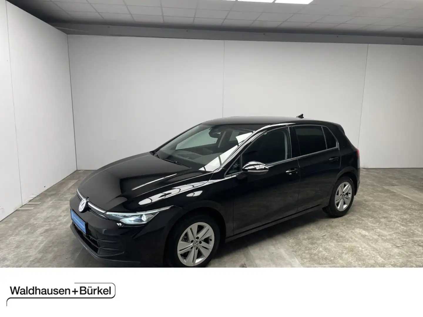 Volkswagen Golf VIII 1.5 TSI Life Klima Navi Einparkhilfe Schwarz - 1
