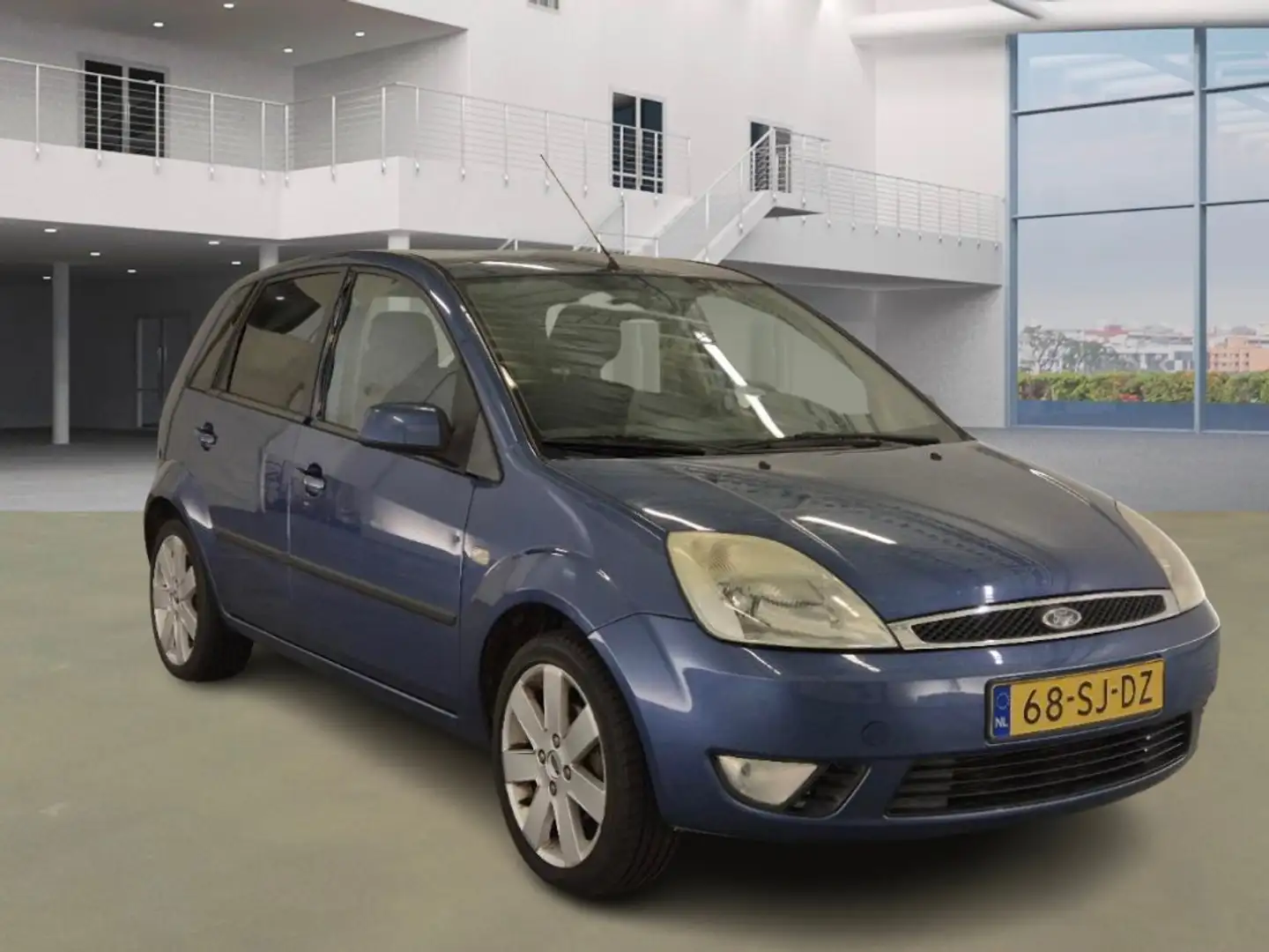 Ford Fiesta 1.4-16V Futura/ LAAG KM/ VELGEN Blau - 2