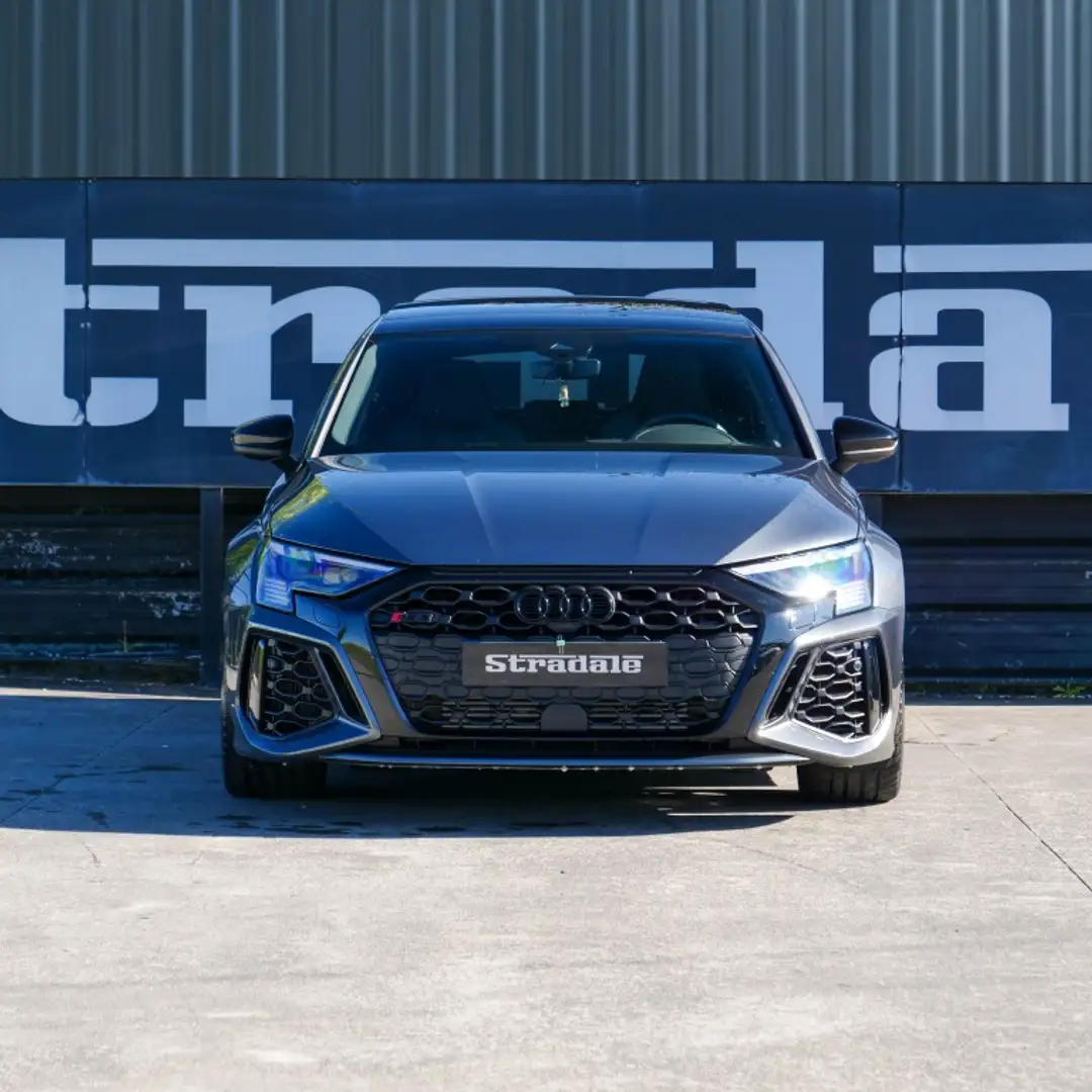 Audi RS3 Sportback quattro S tronic 294kW Grijs - 2