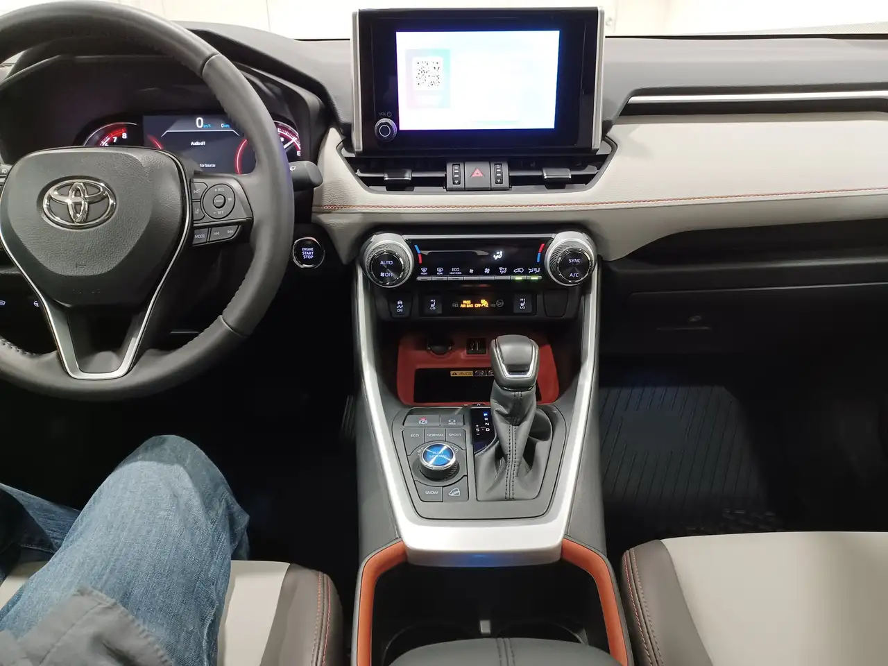 Toyota RAV 4 снимка Toyota RAV 4