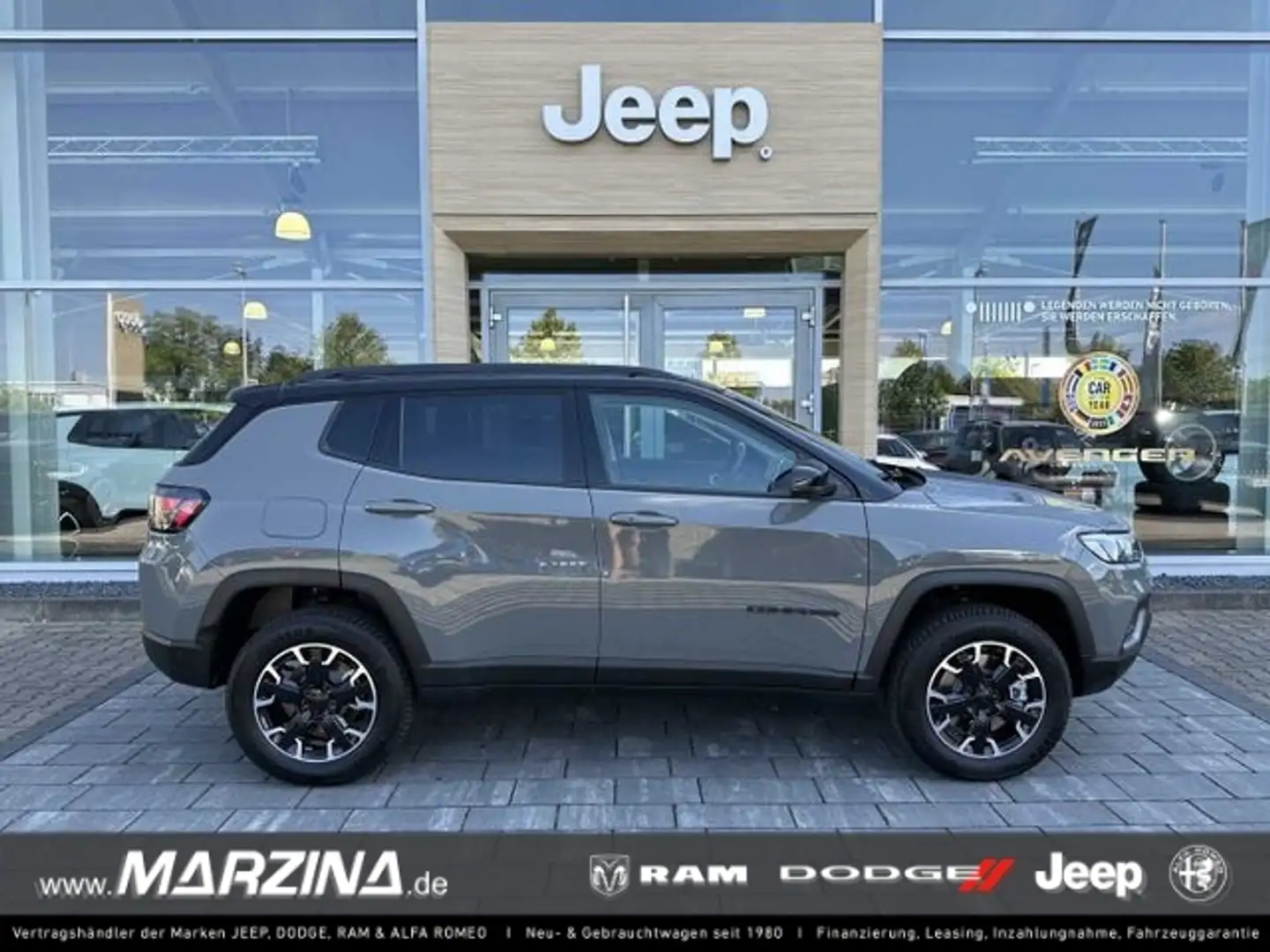 Jeep Compass 4xe High Upland Pano Allrad Panorama Navi Leder AC Gris - 1