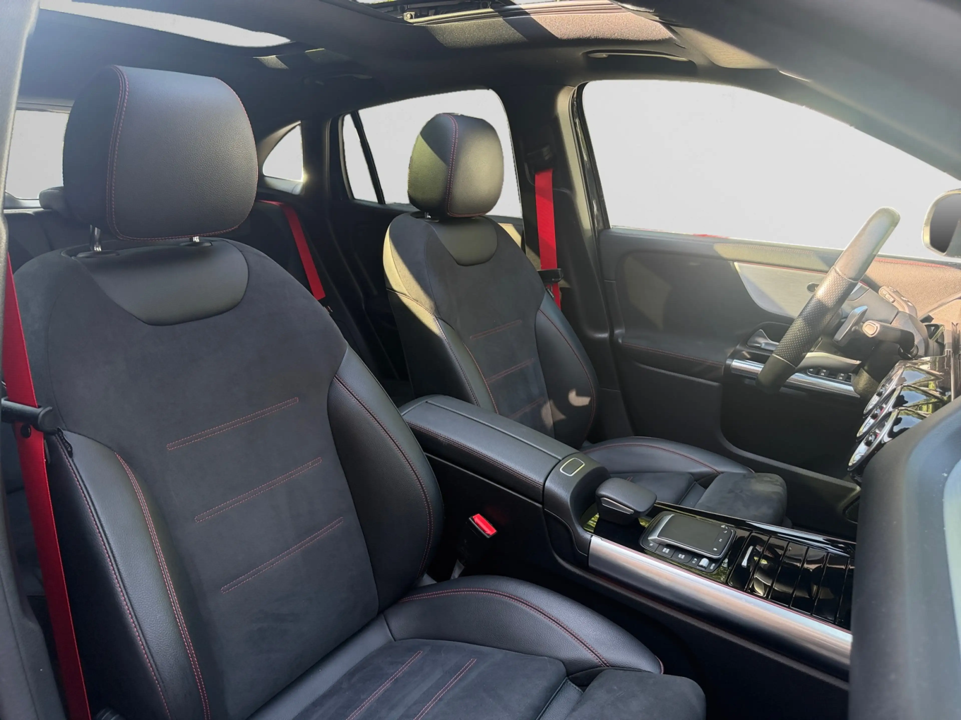 Mercedes-Benz GLA 250 4MATIC AMG Line Nap 28dkm, Dealer Onderhouden, Pan — photo 3