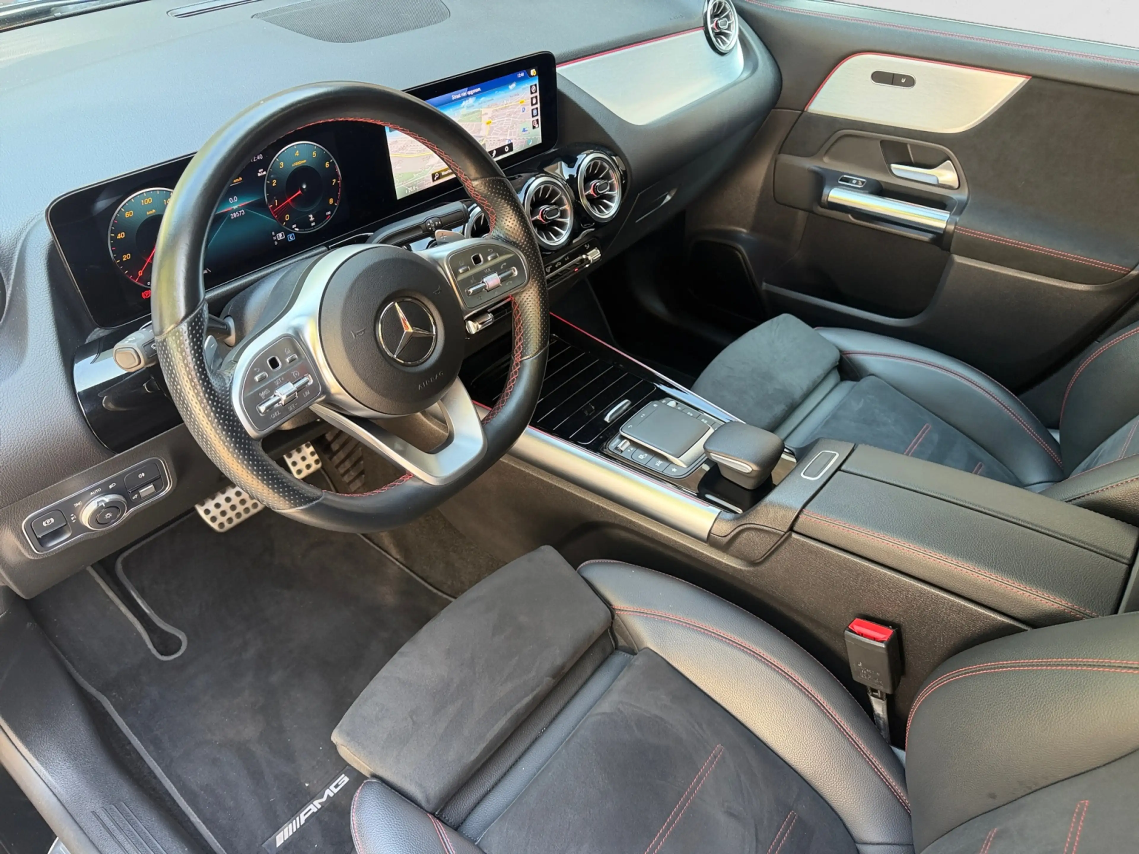 Mercedes-Benz GLA 250 4MATIC AMG Line Nap 28dkm, Dealer Onderhouden, Pan — photo 2
