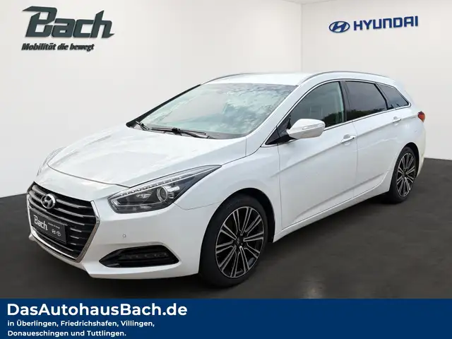 Hyundai i40 Kombi 2.0 165PS AT Style Navi,WKR