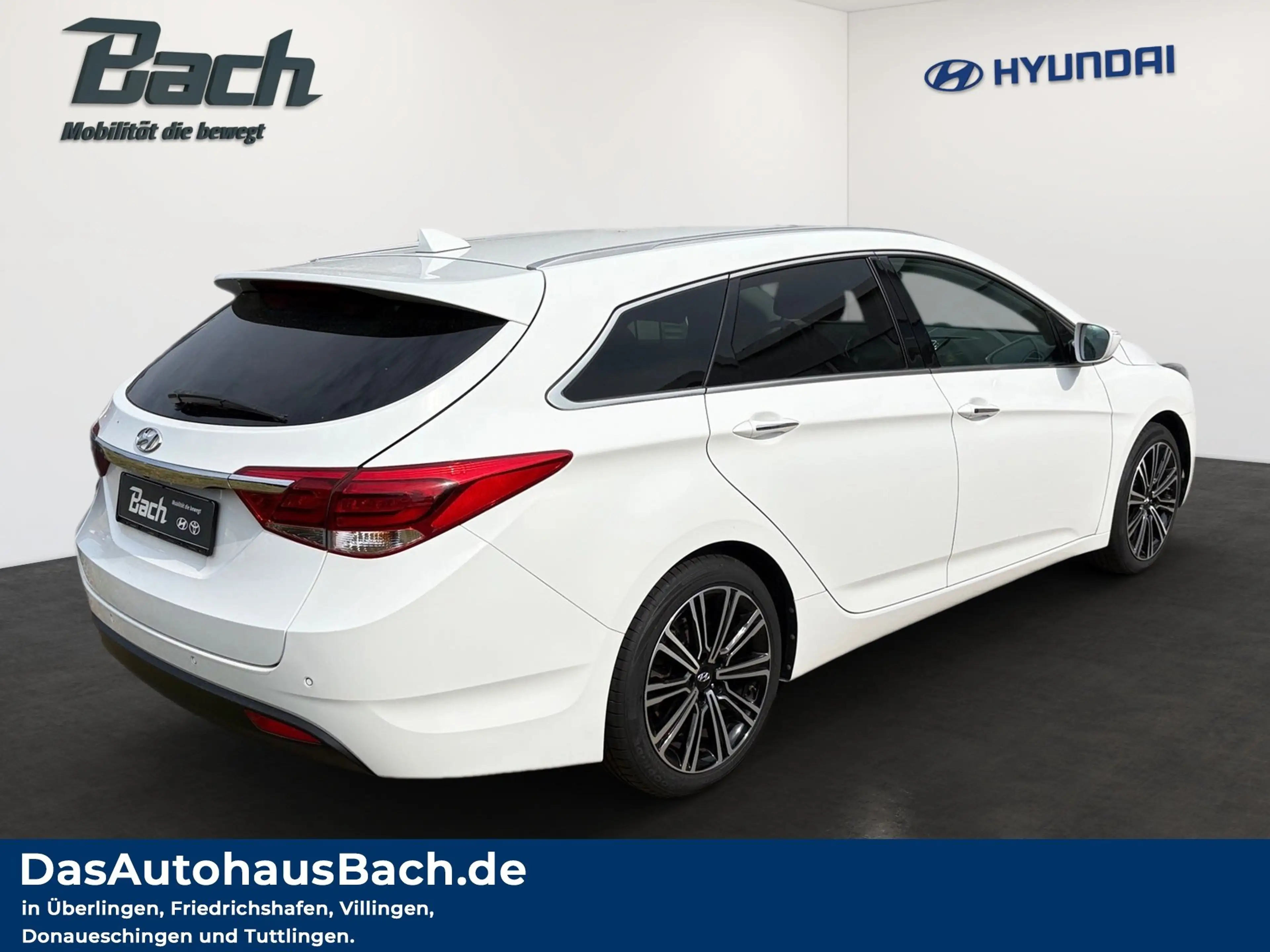 Hyundai i40 Kombi 2.0 165PS AT Style Navi,WKR — photo 3