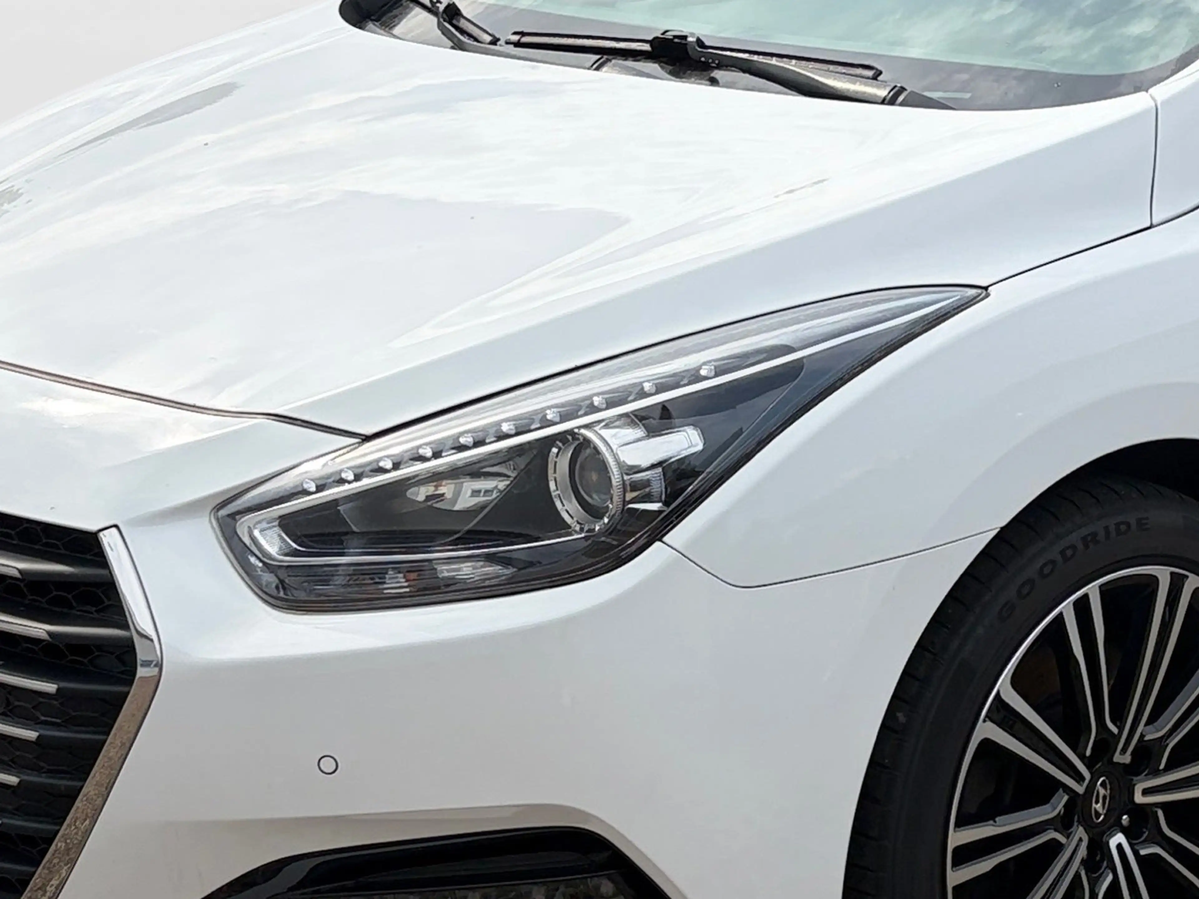 Hyundai i40 Kombi 2.0 165PS AT Style Navi,WKR — photo 5