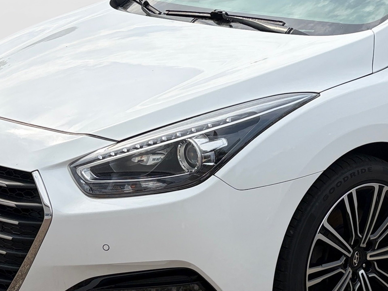 Hyundai i40 Kombi 2.0 165PS AT Style Navi,WKR — photo 5