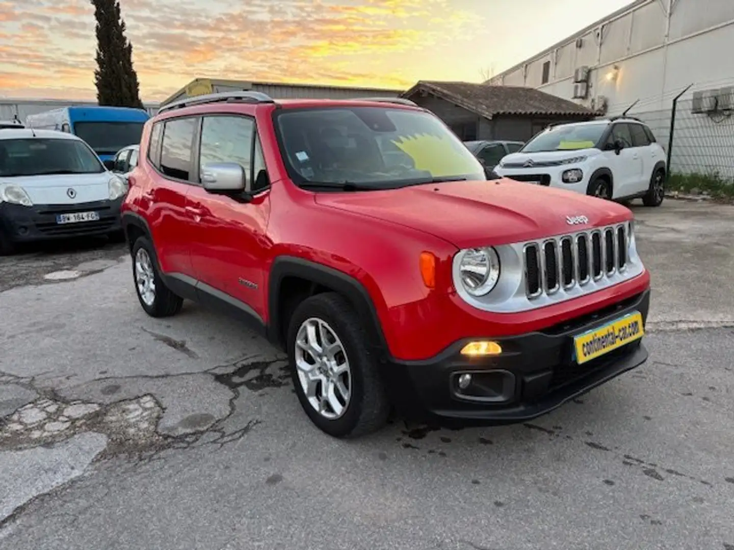 Jeep Renegade 1.6 I MultiJet S&S 120 NIGHT EAGLE Rouge - 1