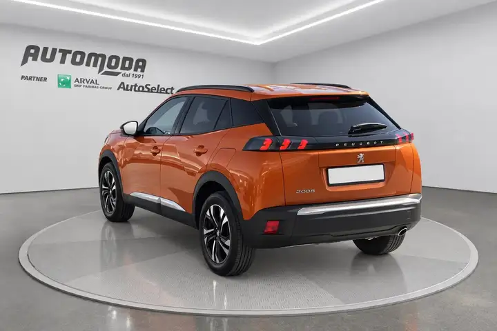 Peugeot 2008 1.5 130 CV - Autocarro N1 4 posti — foto 6