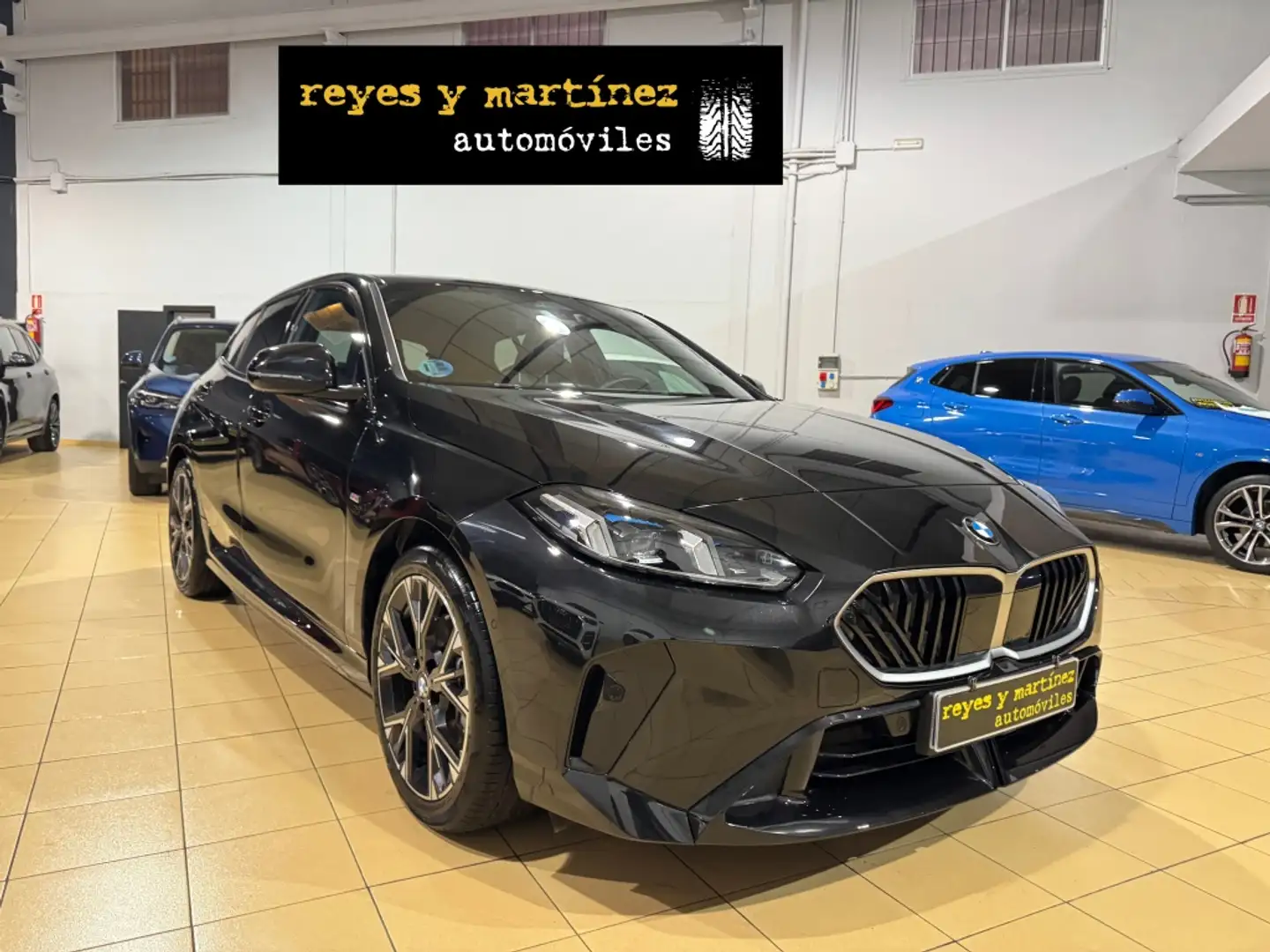 BMW 116 120dA M Sport Pro Negro - 2