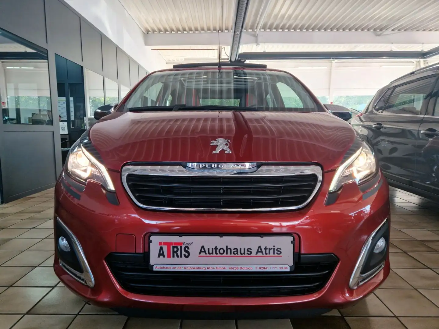Peugeot 108 TOP Collection Faltdach Rot - 1