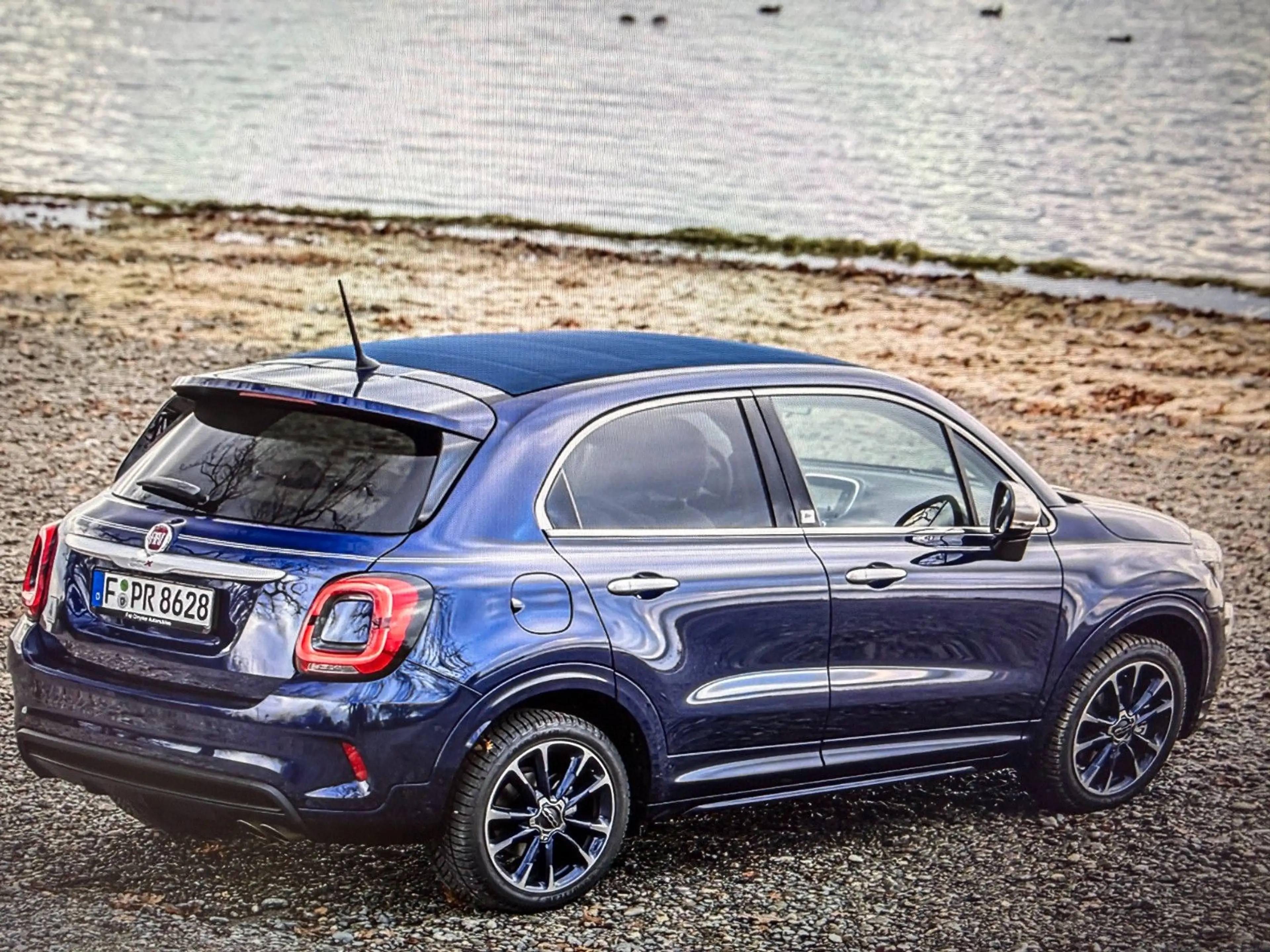 Fiat 500X Yacht Club Capri — photo 6