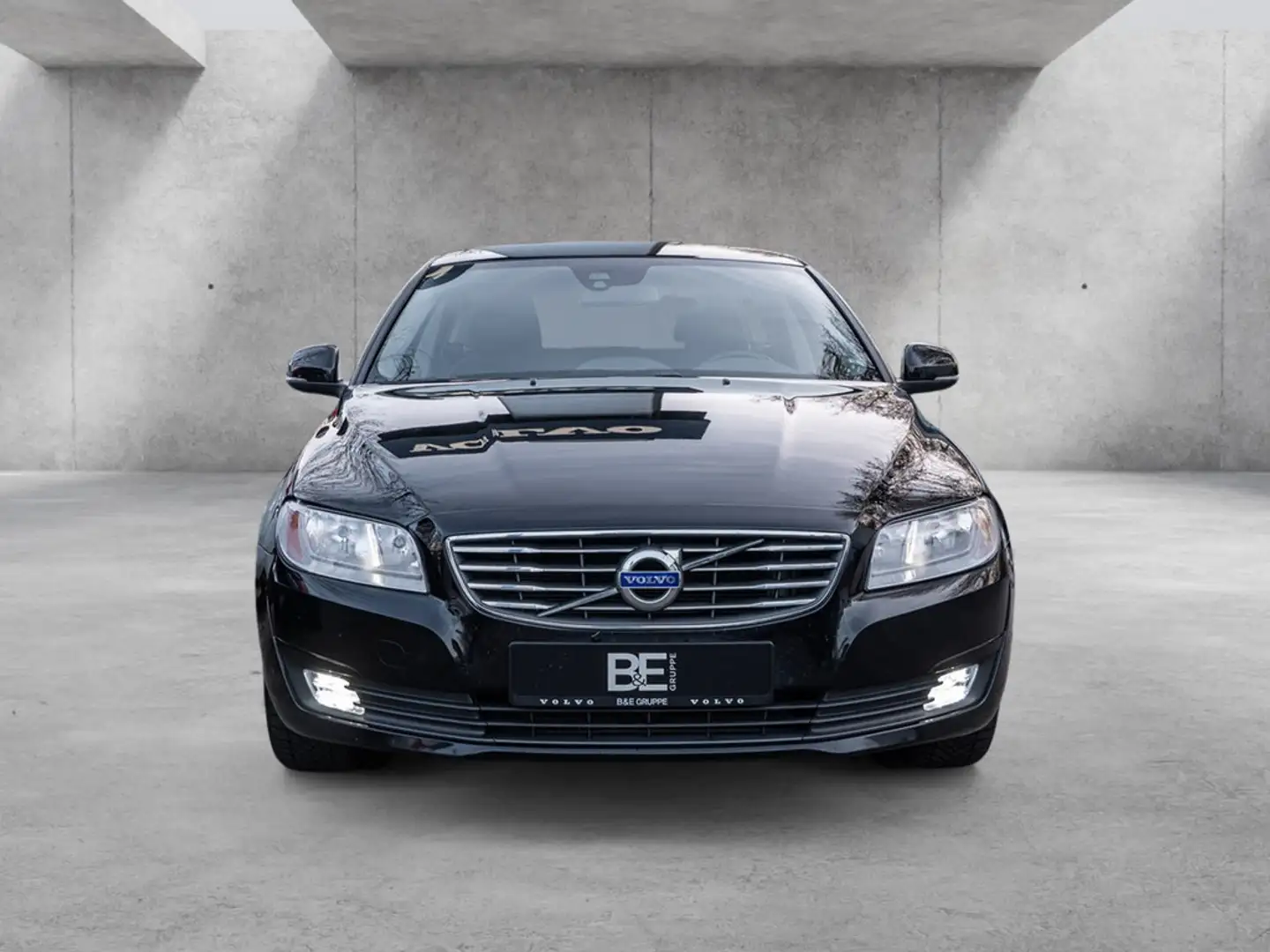 Volvo V70 D2 Linje Classic PDC SHZ Ki.Sitze FH Noir - 2