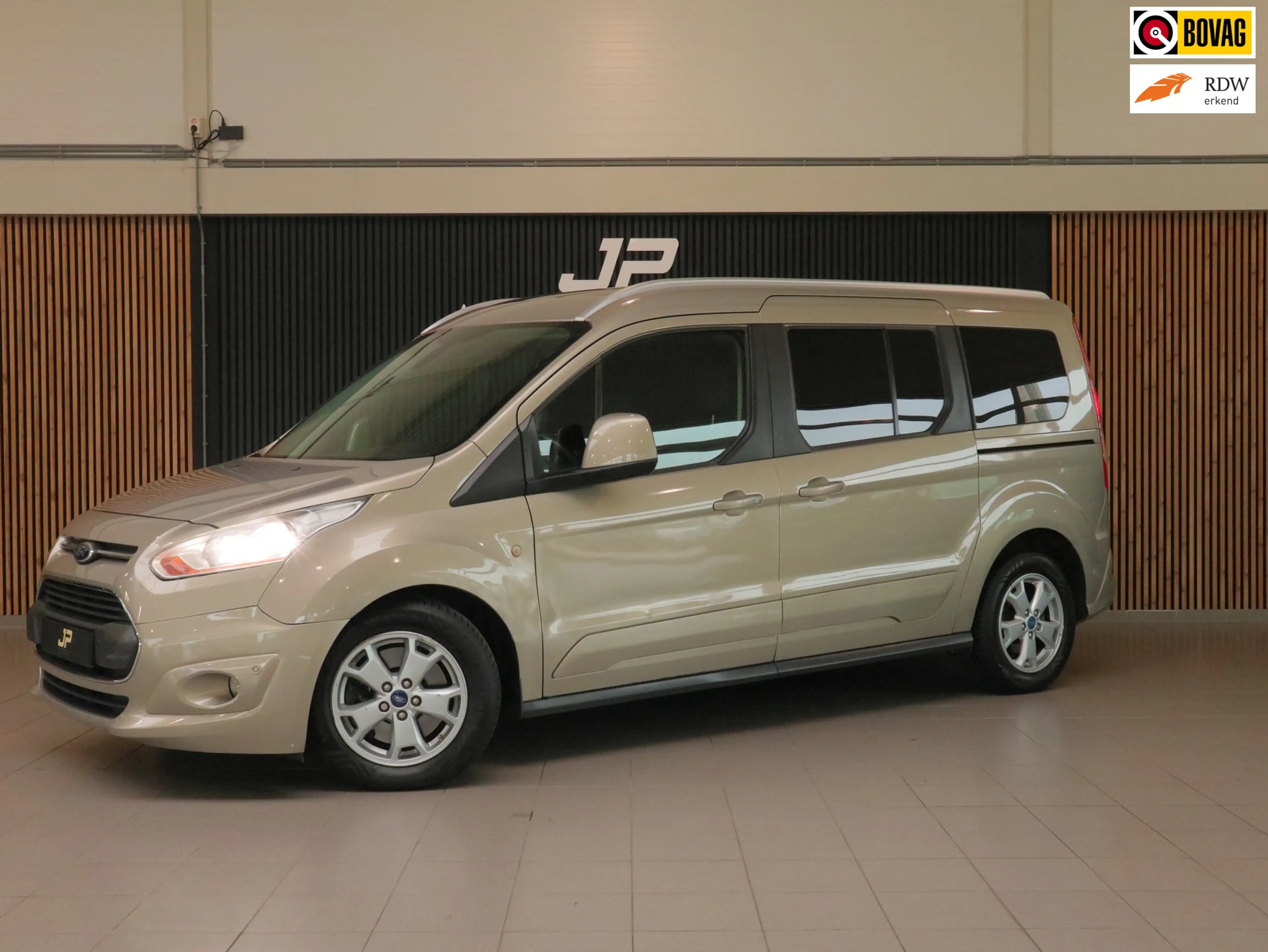 Ford Tourneo Connect Grand 1.6 Titanium AUTOMAAT|PANO|TREKHAAK|PDC|CRUI