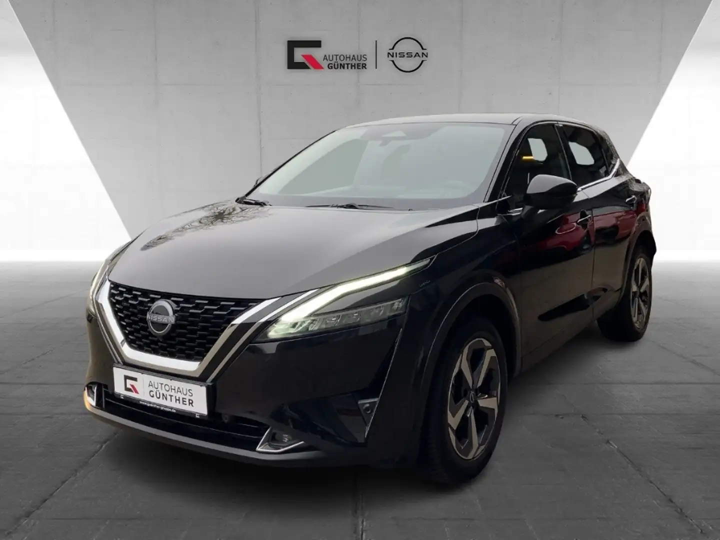 Nissan Qashqai N-CONNECTA 1.3 MHEV Xtronic Winter Techn. Schwarz - 1