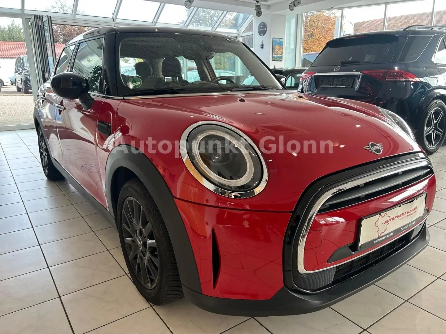 MINI Cooper Mini 5-trg. Classic Trim*Kamera*Leder*SHZ Rot - 2