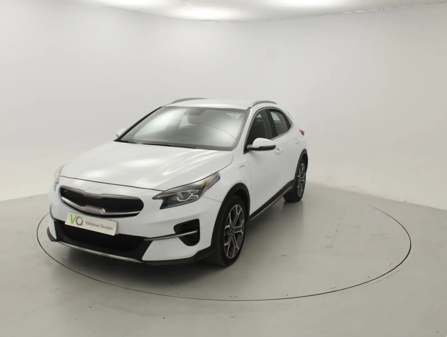 Kia XCeed ETECH 1.6 GDI PHEV 141 CV 5P Blanc - 2