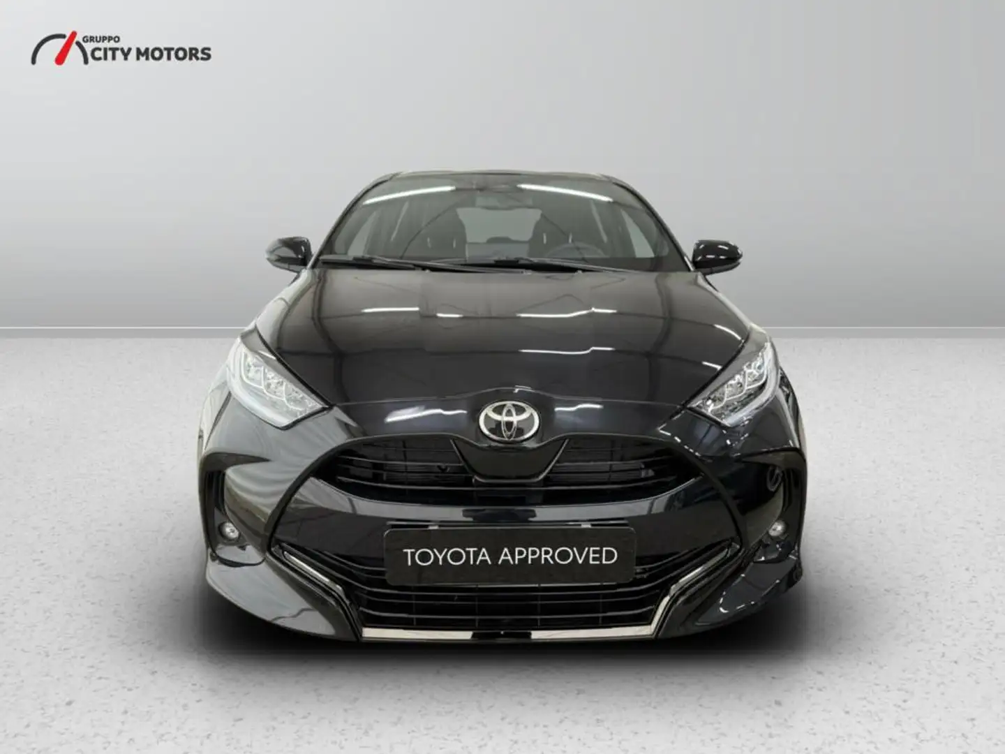 Toyota Yaris 1.5h 130 Lounge Noir - 2