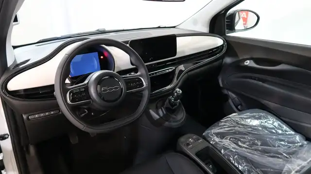 Fiat 500 view 2