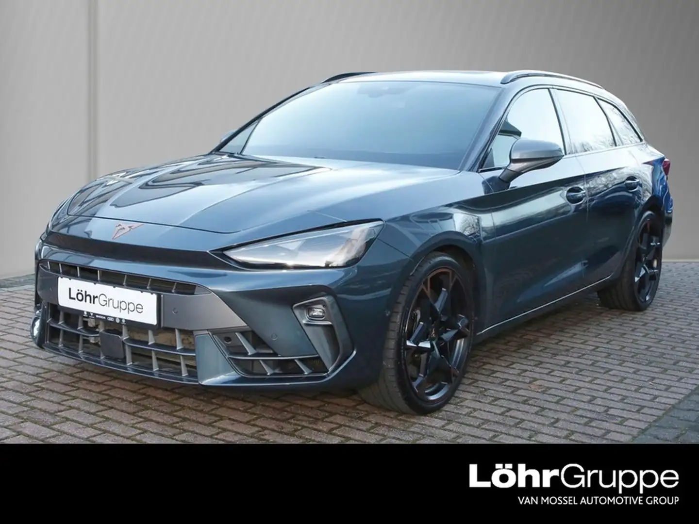 CUPRA Leon Sportstourer 2.0 TSI 4Drive VZ 19" Navi SideAssist Grau - 1