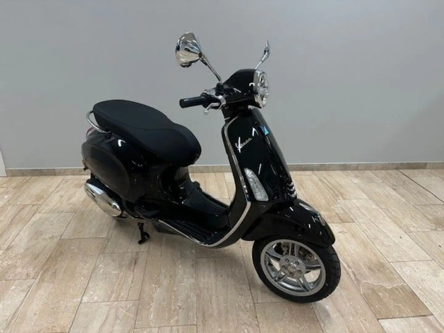 Vespa Primavera 50 Facelift  -Angebot Schwarz - 1