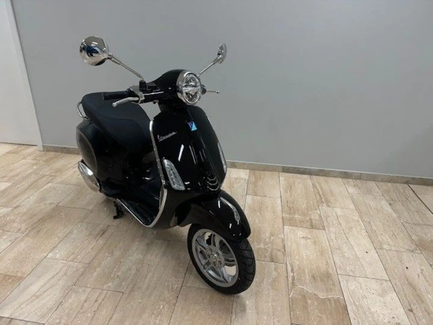 Vespa Primavera 50 Facelift  -Angebot Schwarz - 2
