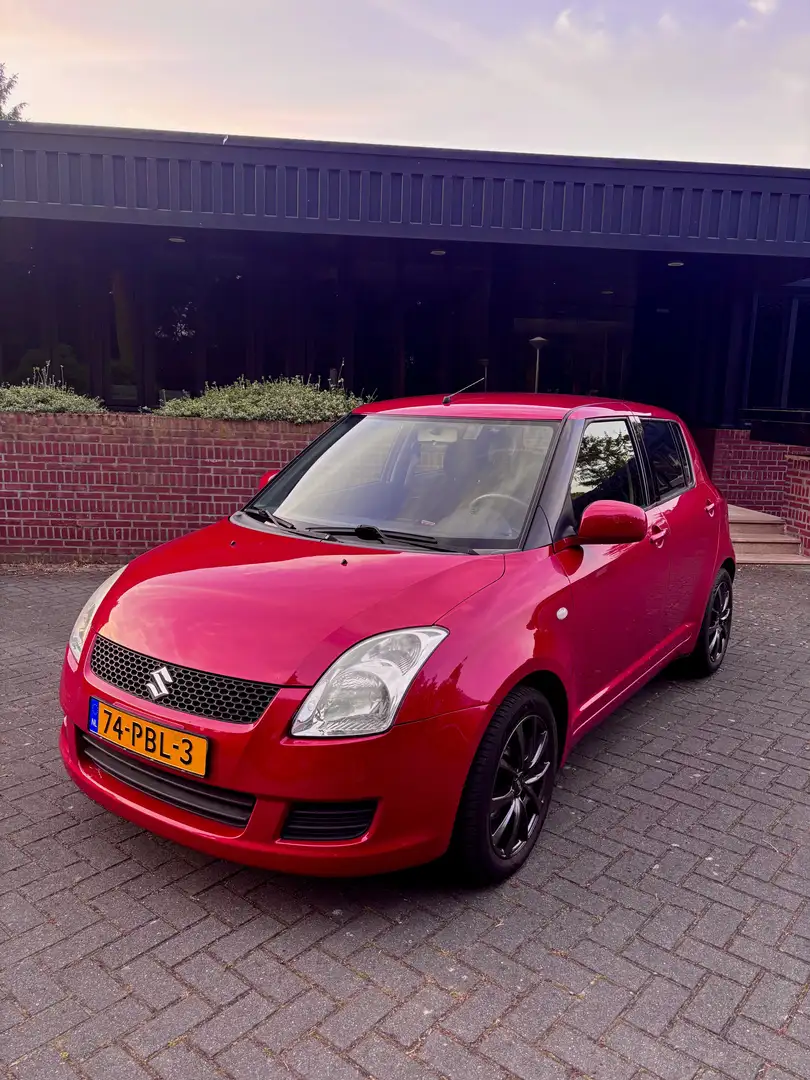 Suzuki Swift 1.3 Cool Rood - 1