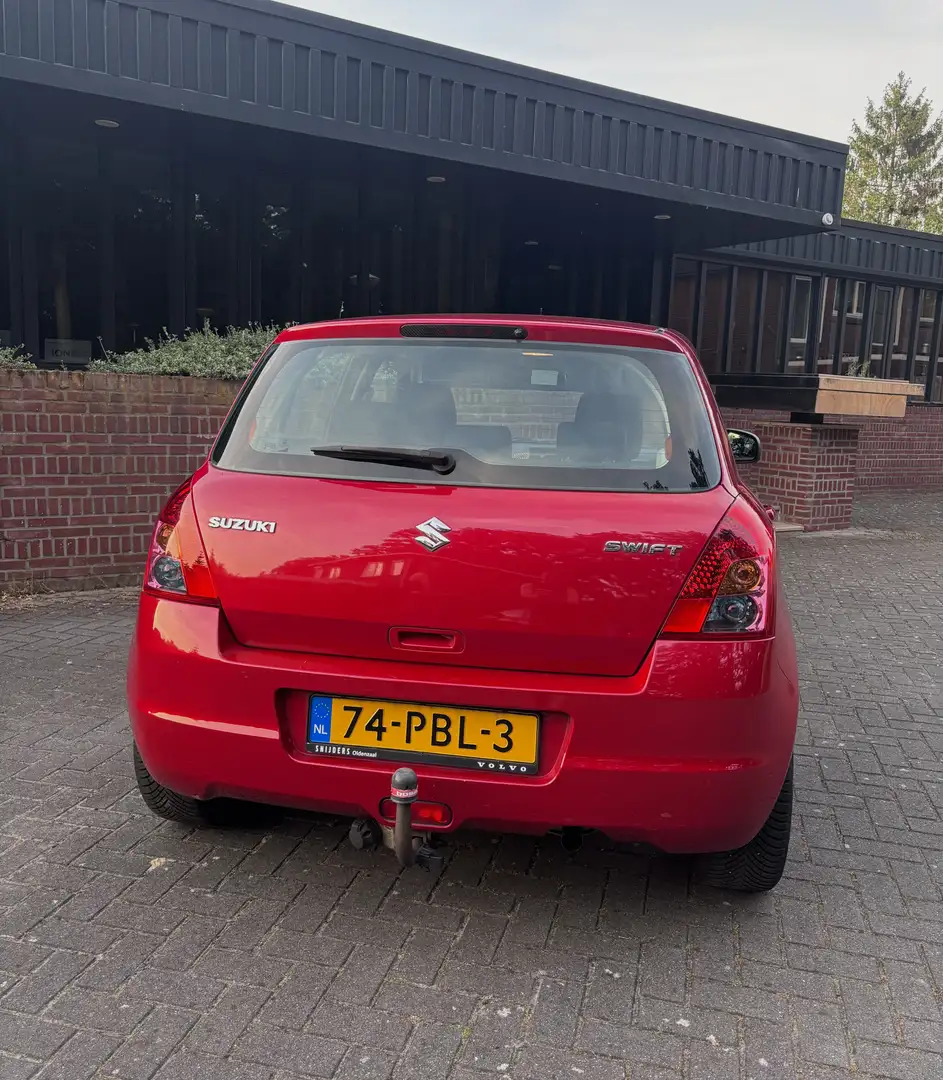 Suzuki Swift 1.3 Cool Rood - 2