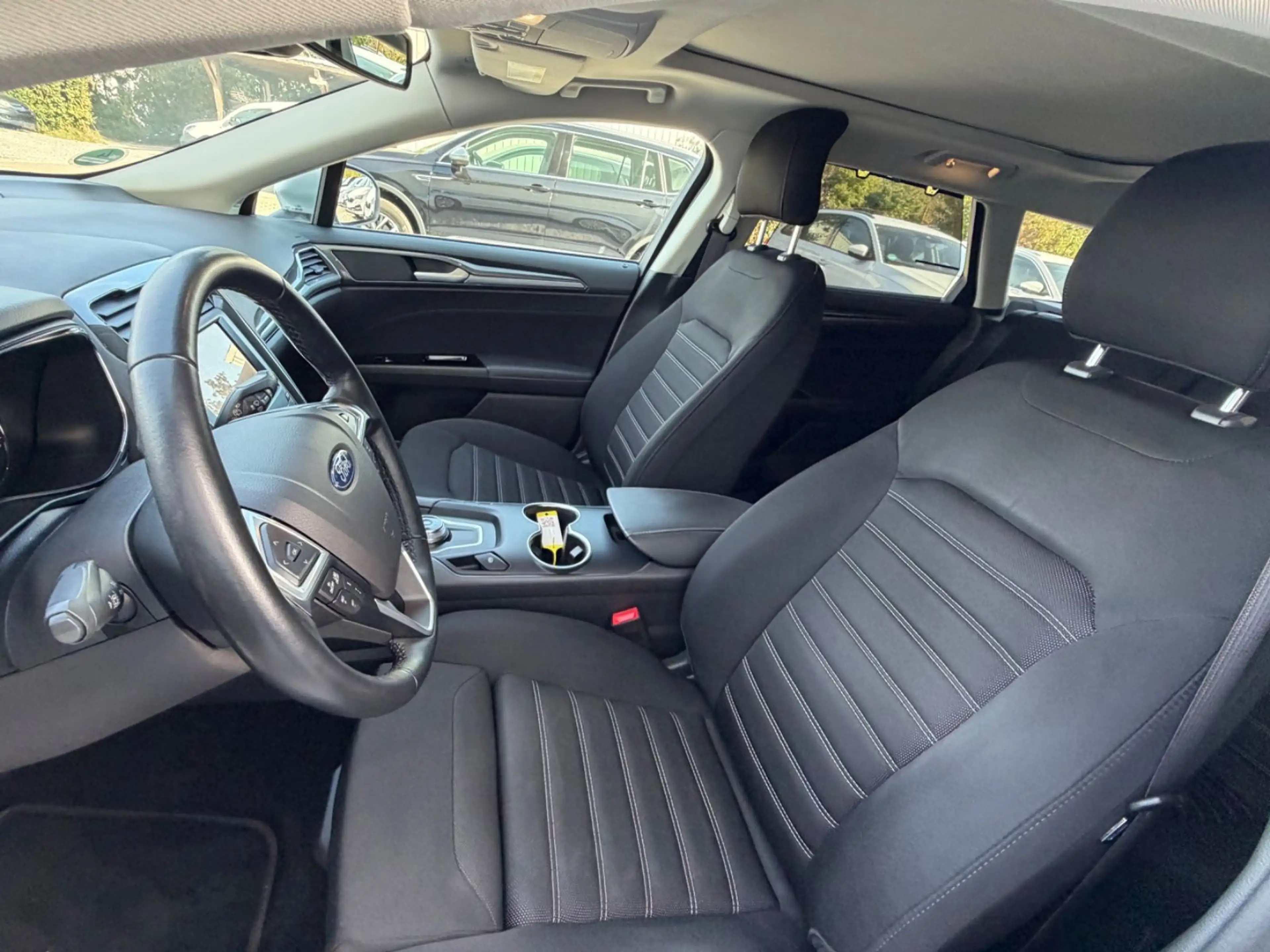 Ford Mondeo Turnier 2.0 ECOB Titanium/Panorama/ACC — photo 5