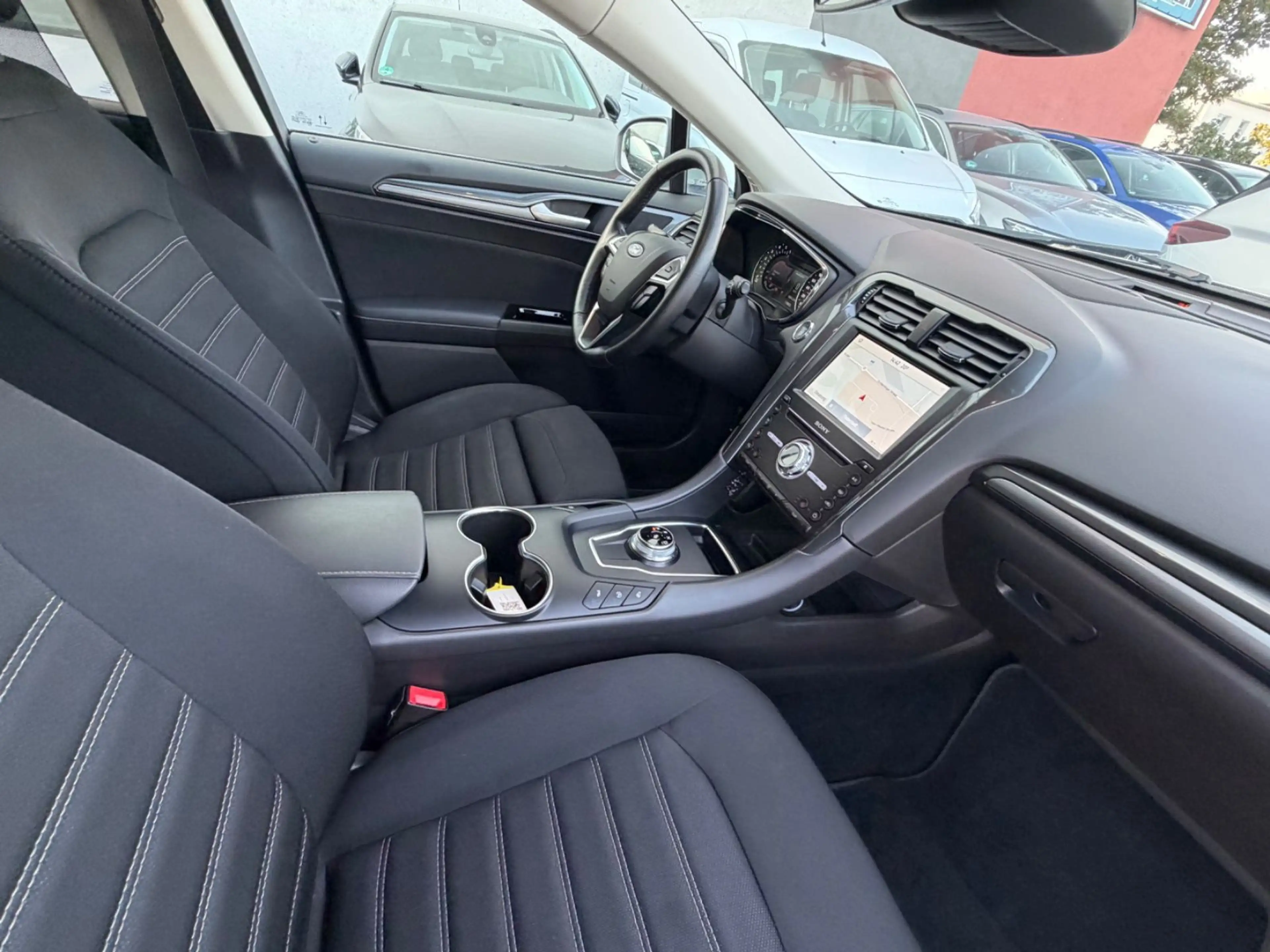 Ford Mondeo Turnier 2.0 ECOB Titanium/Panorama/ACC — photo 9